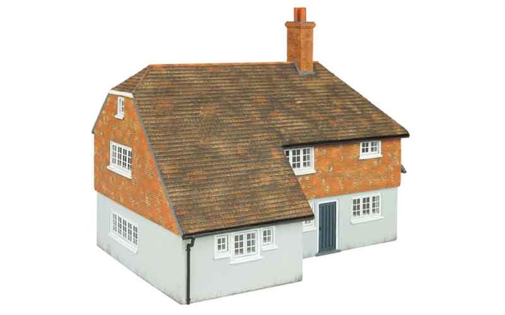 Hornby OO R7291 Hazel Cottage Ready Painted Resin Building