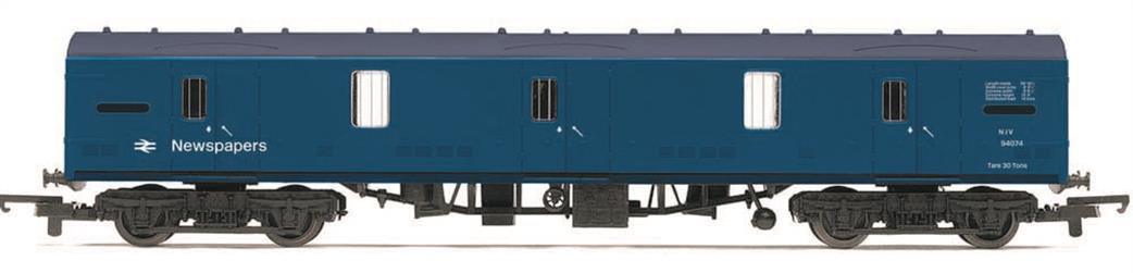 Hornby OO R60092 BR GUV Newspapers Van BR Rail Blue Livery