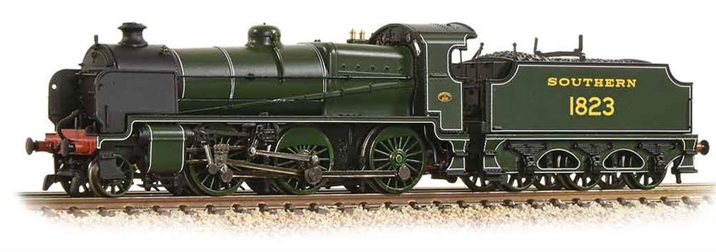 Graham Farish N 372-934DS SR 1823 N Class 2-6-0 Mogul Southern Maunsell Lined Green DCC and Sound