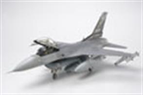 Tamiya 1/48 Lockheed F-16C Fighting Falcon Aircraft Kit 61101Glue and paints are required