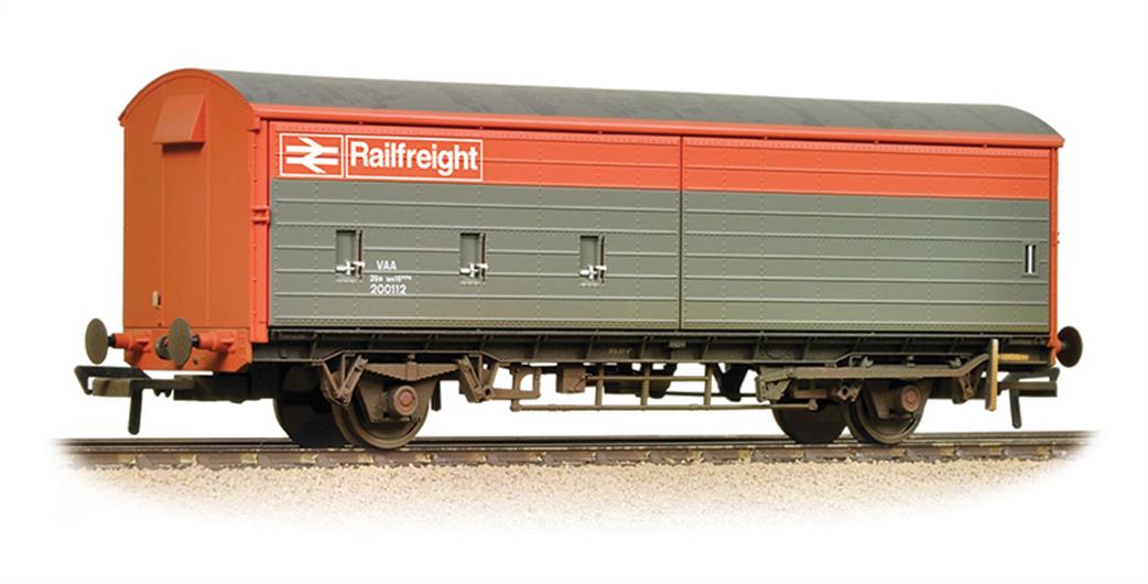 Bachmann 38-120C BR VAA 35-ton Sliding Door Van Railfreight Grey & Red Livery Weathered OO