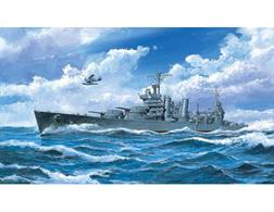 Trumpeter 1/700 USS San Francisco Kit US Cruiser WW2 05746Number of parts 322Model Length 256.2mmGlue and paints are required to assemble and complete the model (not included)