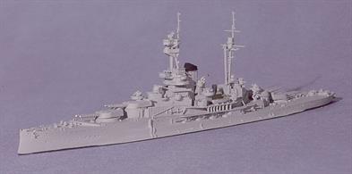 She fought at Jutland and survived WW2. Modelled here in WW2 form, Navis also make her in 1916 guise (100N).