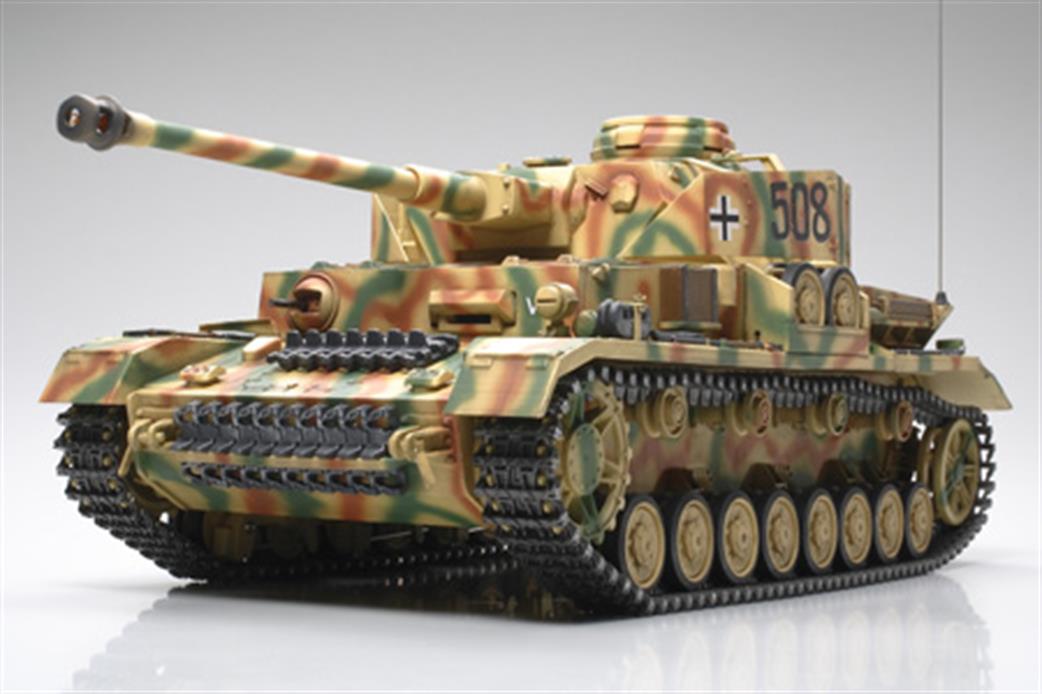 Tamiya 1/16 56026 German Panzer IV J Tank Kit with Option Kit