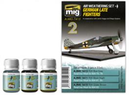 MIG Productions 7415 Late German Fighters Air Weathering SetSet for washes for defining panel lines of late WW2 German fighters.Set with 3 Panel Line Wash Jars - 3 x 35mlIncludes 3 colours from Panel Line Wash line allowing you to easily outline aircraft.