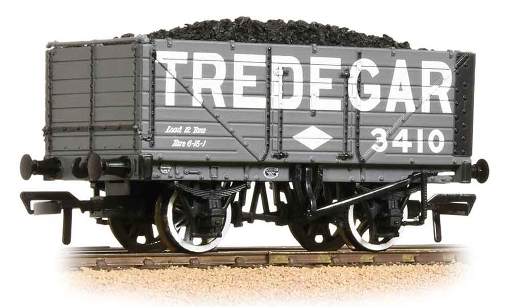 Bachmann OO 37-091 Tredegar 7 Plank End Door Open Coal Wagon with Load
