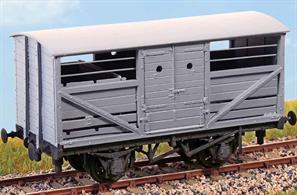 For over 100 years the cattle truck was an integral part of the British railway scene. Our model is of the standard LNER cattle truck (diagram 39) introduced in the 1920s and surviving into BR ownership.These finely moulded plastic wagon kits come complete with pin point axle wheels and bearingsGlue and paints are required to assemble and complete the model (not included) 
