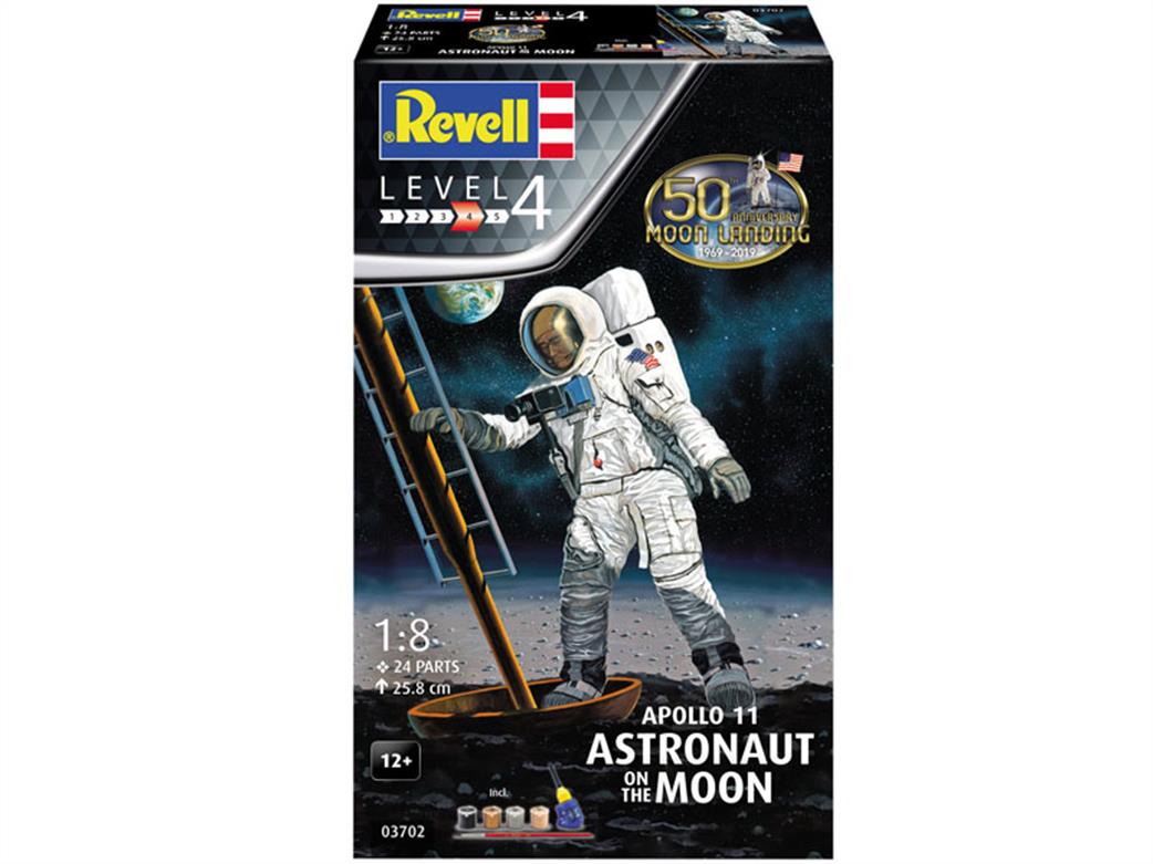 Revell 1/8 03702 Apollo 11 Astronaut on the Moon Gift Set