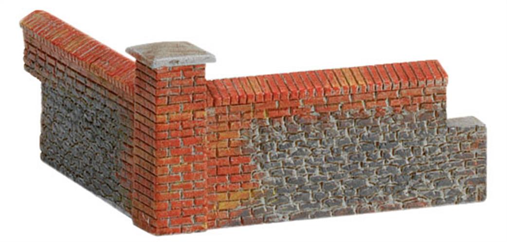 Hornby R8978 Brick Walling Corner Sections From Skaledale OO
