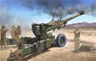 Trumpeter 02306 1/35 Scale M198 155mm Medium Towed Howitzer (Early Version)Dimensions - Length 351mm Width76mm Height 108mm.The kit contains over 200 parts including photo etched items and metal parts. Full instructions including a full colour painting guide is supplied with the kit.Glue and paints are required 