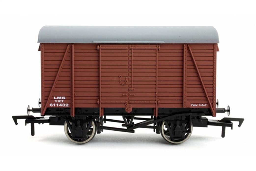 Dapol 4F-021-029 LMS Southern Type Ventilated Box Van Bauxite Livery OO