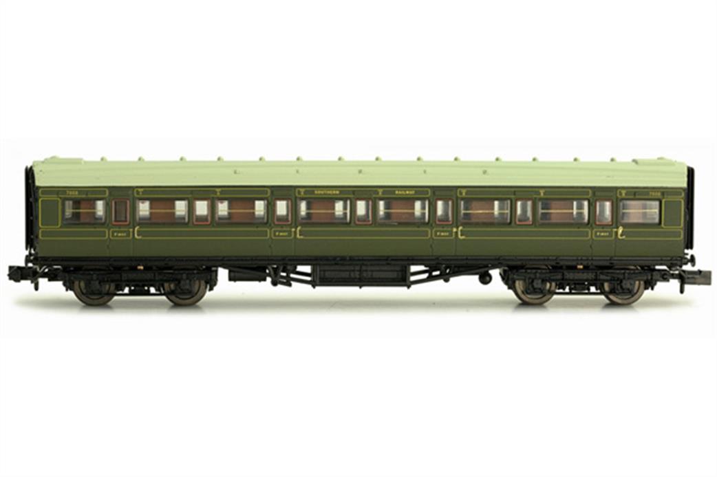 Dapol 2P-012-003 Maunsell Coach SR 1st Class Lined Green 7668 N