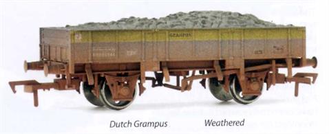 Dapol 4F-060-004 00 Gauge BR Grampus Engineers Open Wagon Dutch Style Livery Weathered FinishThe BR engineers' Grampus ballast wagon&nbsp;painted in the engineers grey and yellow Dutch style livery with weathered finish.