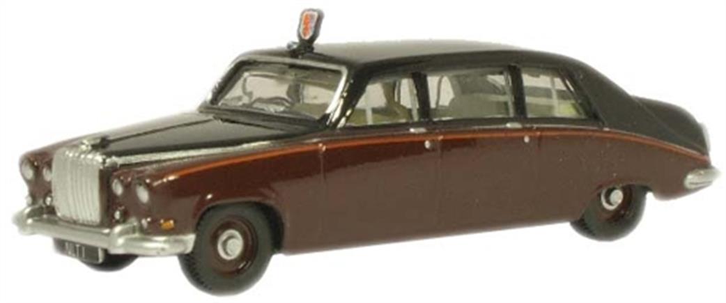 Oxford Diecast 1/76 76DS004 Daimler DS420 Limo Claret & Black Queen Mother