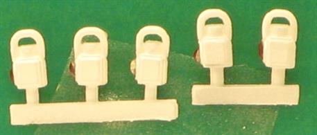 A pack of five white&nbsp;painted LMS type train tail&nbsp;lamps with jewel reflectors&nbsp;for use with LMS and BR Midland region locomotives and rolling stock.