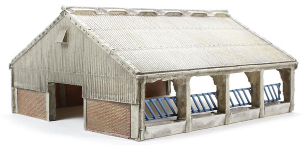 Graham Farish N 42-108 Scenecraft Modern Farm Barn