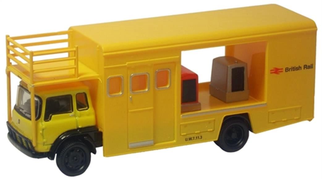 Oxford Diecast 1/76 76TK013 Bedford TK Emergency Bridging Unit Closed British Rail