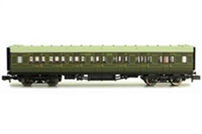 Dapol N Gauge 2P-012-153 Southern Railway Maunsell Design Composite Corridor Coach 5139 SR Lined Green Livery