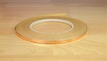 Ideal for Buzz Bars on small (N Gauge or OO Gauge) Layouts,&nbsp;&nbsp;A 33 metres x 5mm wide reel of Copper track, Self adhesive Conductive Tape for use in wiring Dolls Houses and Model Railways. Perfect for installing lighting systems using LED - Grain of Wheat - Grain of Rice Bulbs.