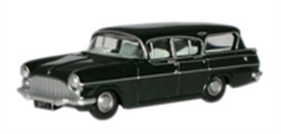 Oxford Diecast 1/148 Vauxhall PA Cresta Friary Estate Imperial Green (Queen Elizabeth) NCFE003