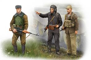the kit includes 3 figures &amp; 7 Rifles