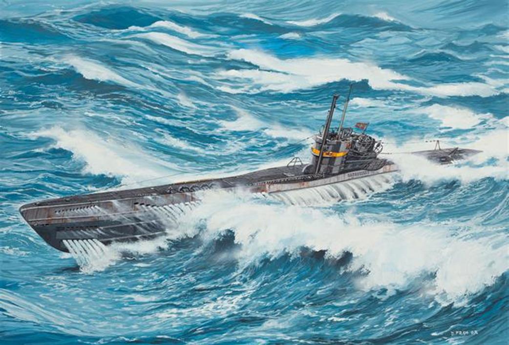 Revell 05100 U Boat Type VIIC/41 German WW2 Submarine 1/144