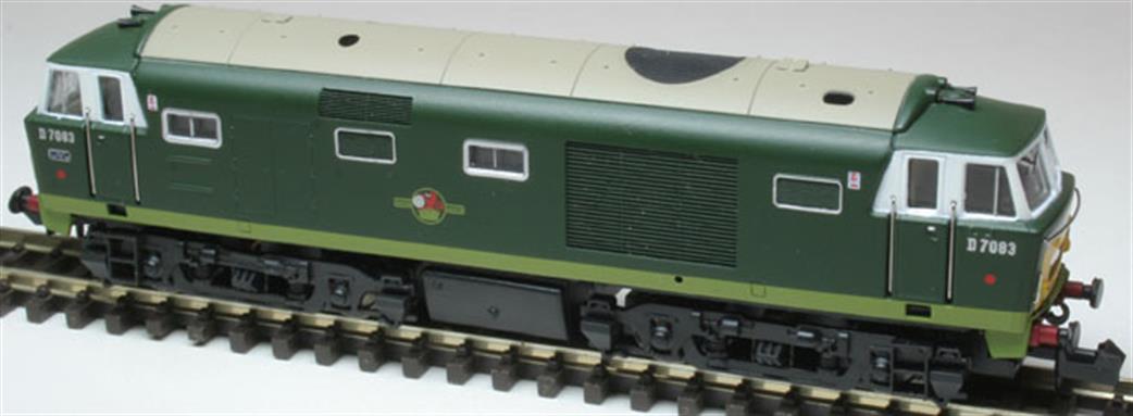 Dapol N 2D-018-012 BR D7071 Hymek Diesel Hydraulic Locomotive Two-Tone Green Small Warning Panels