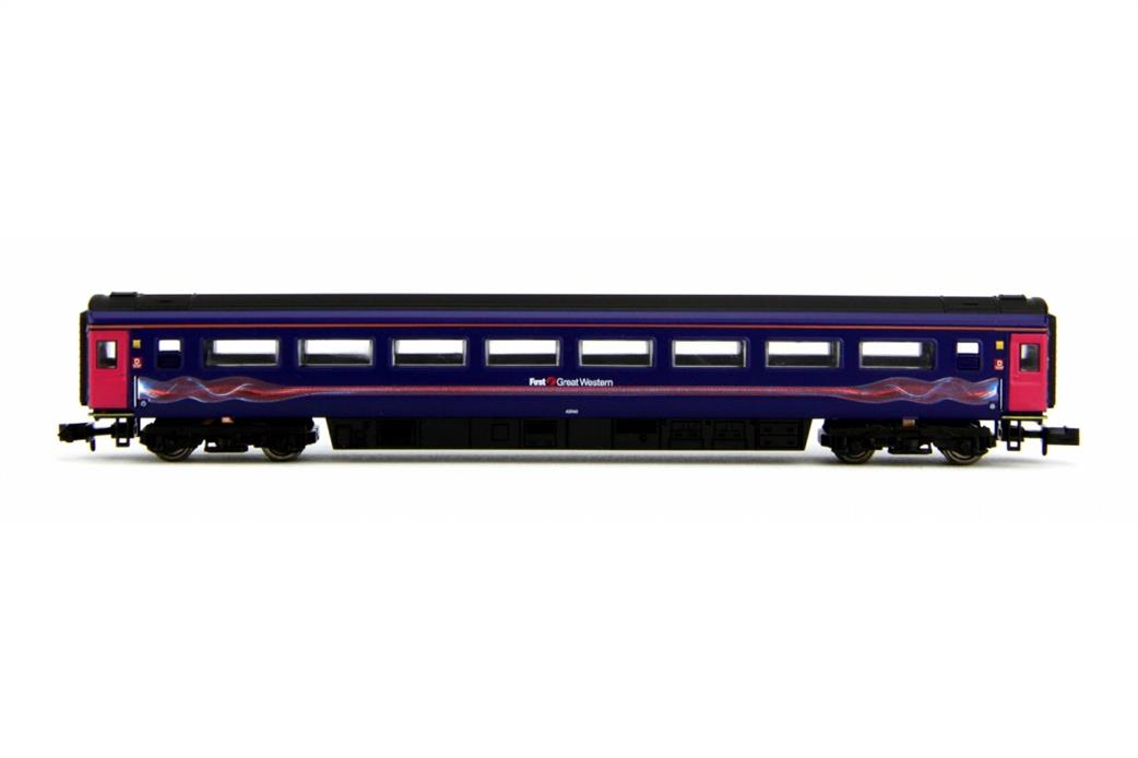 Dapol N 2P-005-338 First Great Western Mk.3 TSO Standard Class Coach 42040 FGW Purple Dynamic Lines Livery