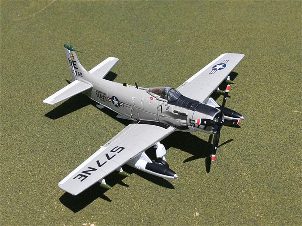 Gemini Jets  GAUSN6002NPQ Aces US Navy Douglas Skyraider AD6 A-1H Midway