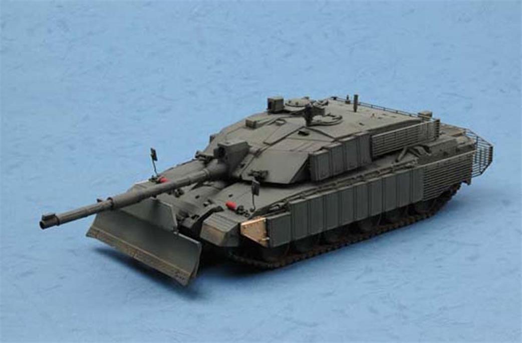 Trumpeter 1522 British Challenger II with Enhanced Armor 1/35 Scale Model  Kit 