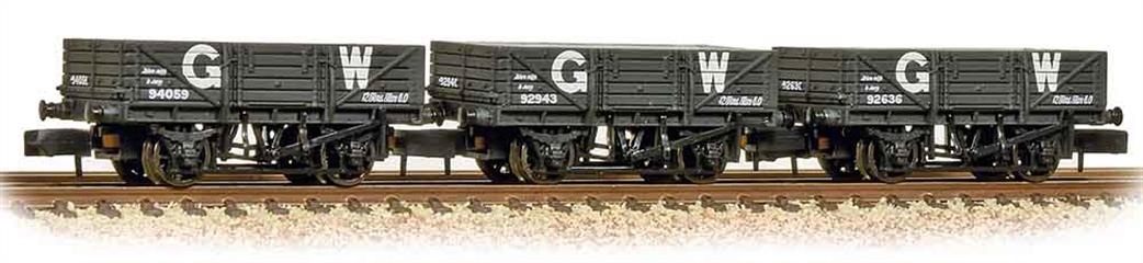 Graham Farish N 377-490 Triple Pack of GWR China Clay Wagons GWR Grey