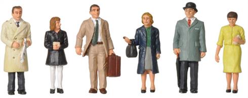 Graham Farish N Standing Passengers 1960s/70s 379-315Pack of standing passenger figures in clothing styles from the 1960s/70s.