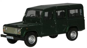 Oxford Diecast 1/76 Green Land Rover Defender 76DEF001