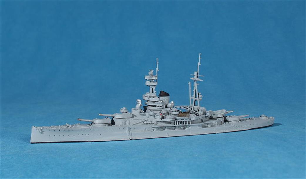 Navis Neptun 1/1250 1103C HMS Resolution, an R-class Battleship