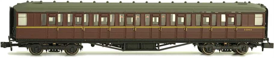 An excellent model of the Gresley design teak bodied mainline corridor coaches of the LNER as running in British Railways service from 1957.Model of Gresley second class class coach E12108E painted in British railways lined maroon livery.