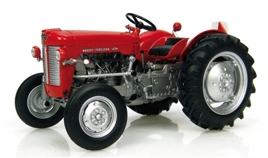 Universal Hobbies 1/32 2916 Massey Ferguson 825 Tractor