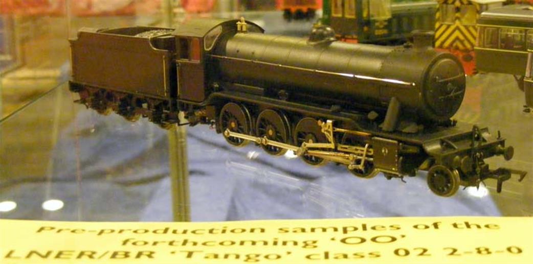 Heljan OO 3920 LNER 3920 Gresley O2 Class 2-8-0 Tango Heavy Goods Locomotive