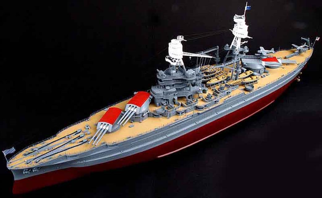 Trumpeter 03701 USS Arizona US Navy WW2 Battleship Plastic Kit 1/200