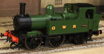 New batch of the GWR 48xx/14xx and 58xx class 0-4-2T engines announced late 2022. Delivery schedule to be advised.A detailed model of these useful GWR small tank engines, equally at home with stopping services on mainlines and handling all services on many branchlines. The Dapol model features a diecast running plate for added weight, compensated chassis for smooth running and Dapols 'quick fit' DCC board.Unnumbered model finished in green livery lettered G W R (post-WW2 livery).
