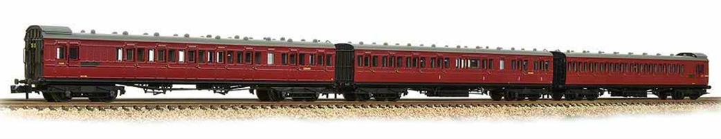 Graham Farish N 374-912 BR Set of 3 ex-SECR Birdcage Stock Coaches BR Vermillion
