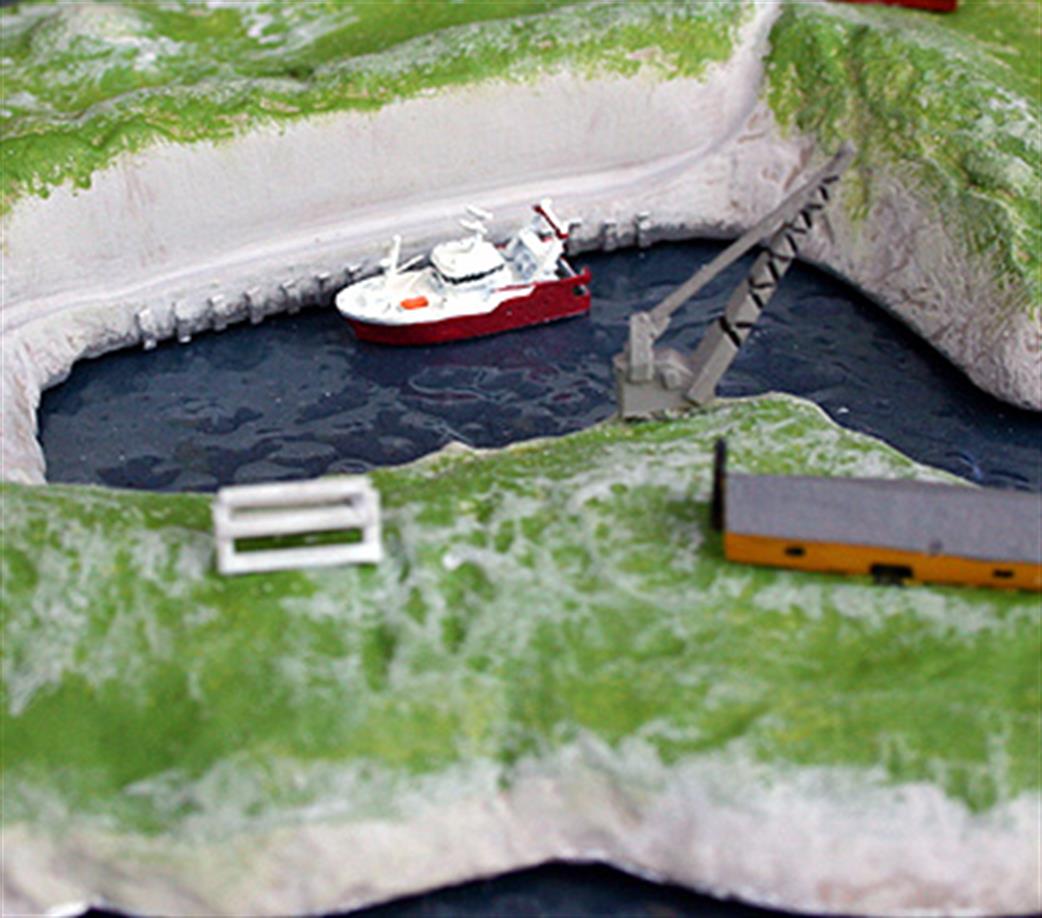 Rhenania 1/1250 RJ56 Noordvaerder, a modern Dutch fishing vessel, 2001