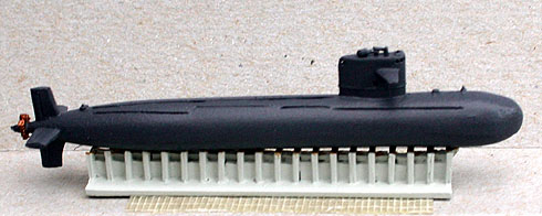 A full hull 1/1250 model of a&nbsp;Type 093&nbsp;Shang class SSBN on blocks, ideal for displaying in a dry dock