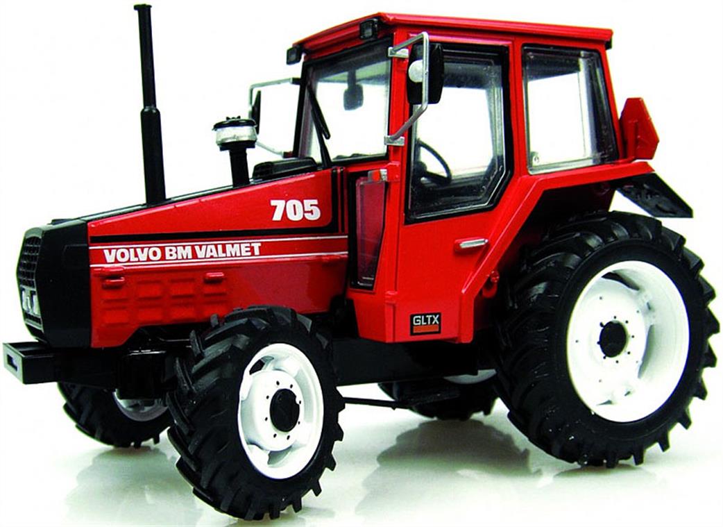 Universal Hobbies 2838 Volvo BM Valmet 705 Red Tractor Model 1/32