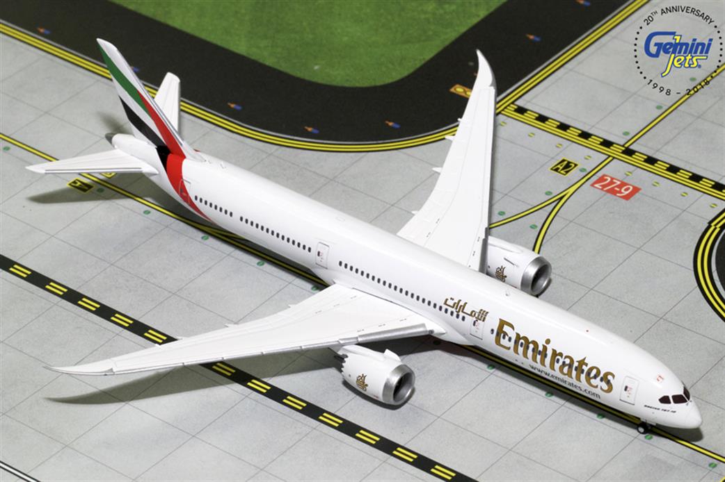 Gemini Jets 1/400 GJUAE1761 Emirates Boeing B787-10 Airliner Model
