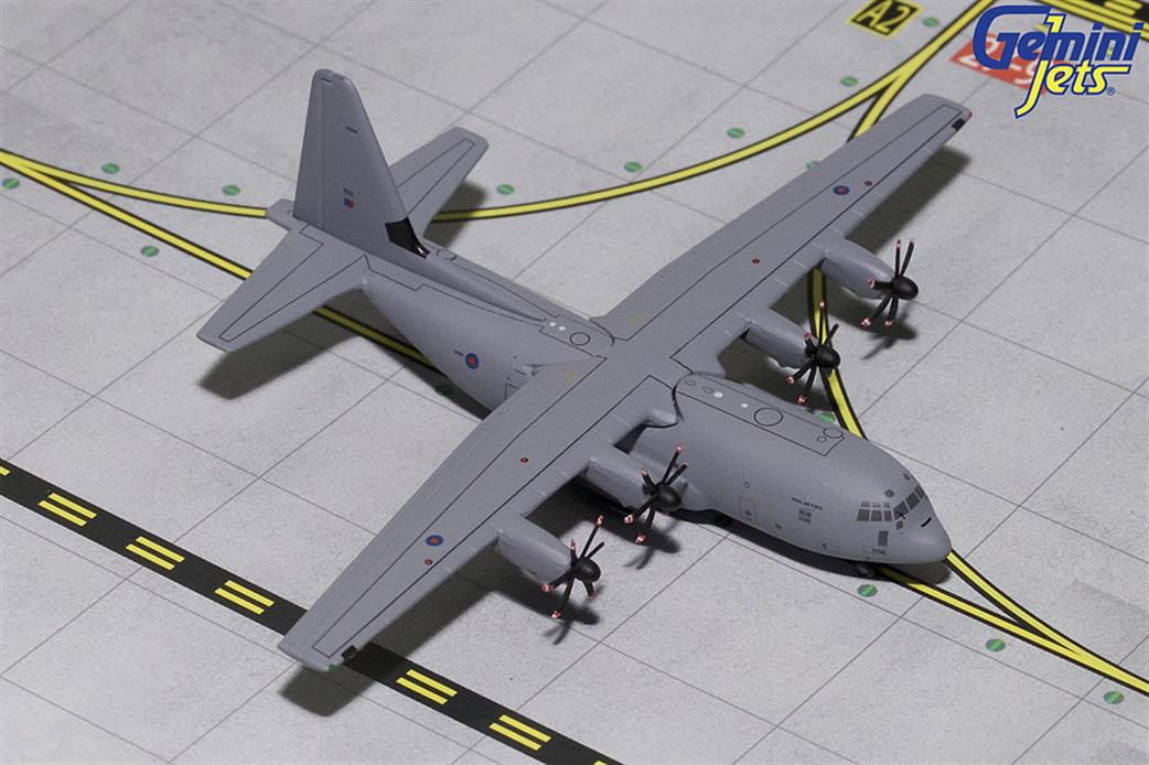 Gemini Jets 1/400 GMRAF078 RAF Lockheed C-130J Hercules ZH886 Transport Aircraft