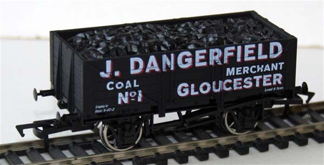 Dapol OO ANT046 J Dangerfield, Gloucester 5 Plank Open Wagon Antics Special Edition