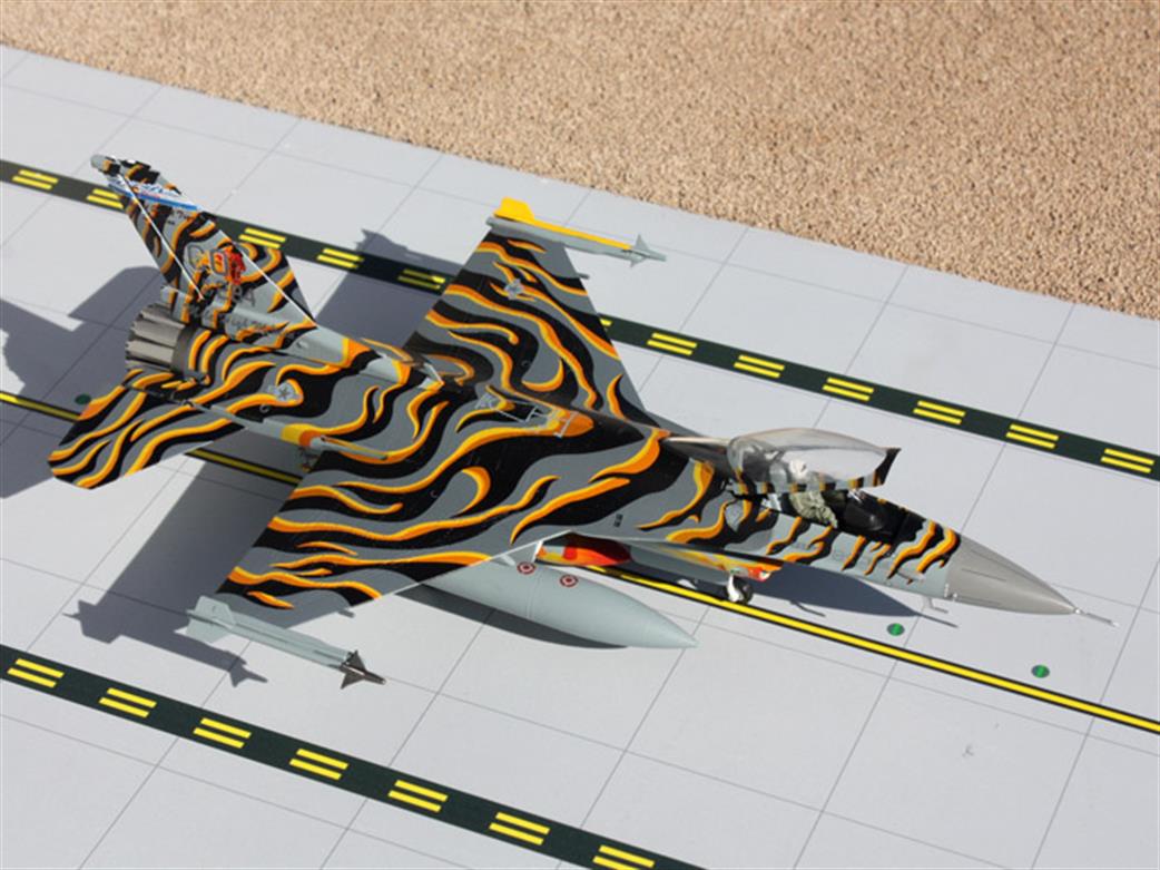Gemini Jets GAUSA5005NPQ USAF F-16 Colorado ANG Tiger 1/72