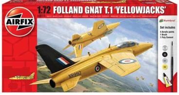 Airfix 1/72 A68213 Folland Gnat T1 Yellowjack Starter Set Comes with glue and paints to assemble and complete the model.