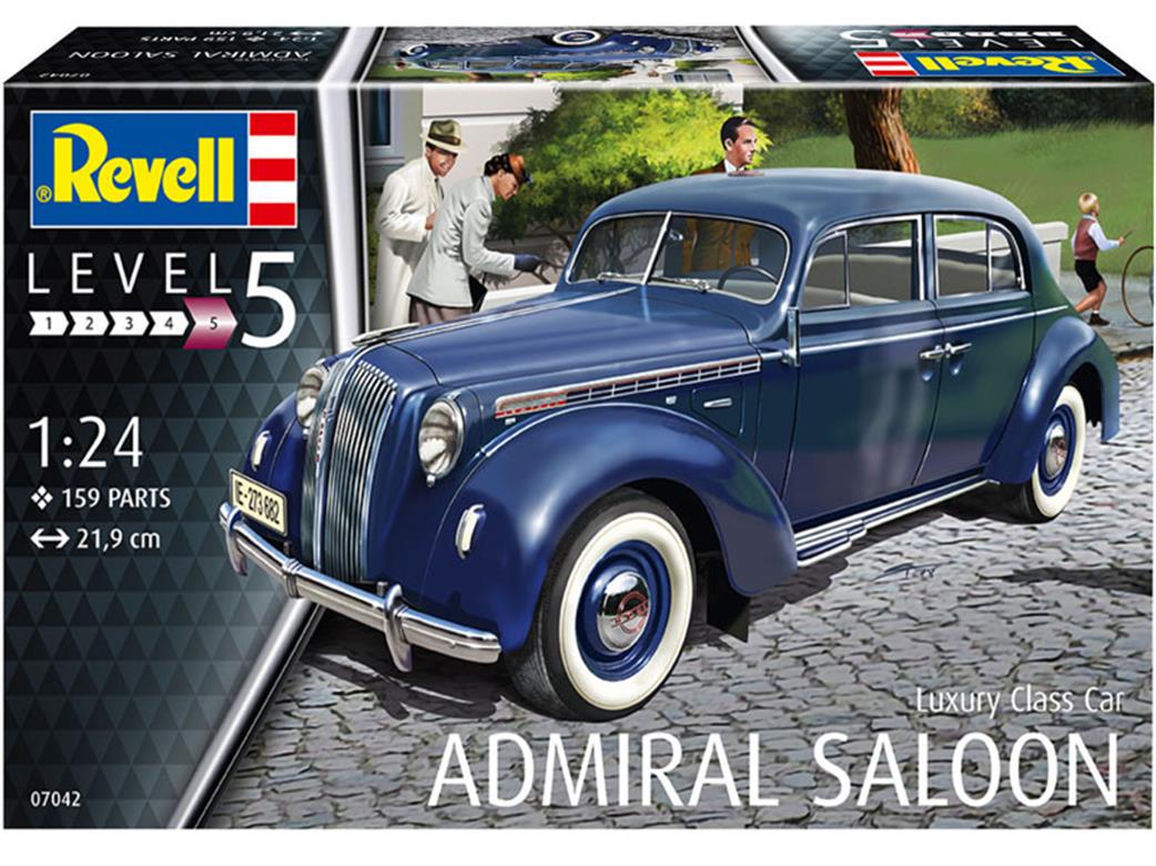 Revell 1/24 07042 Luxury Class Car Admiral Saloon