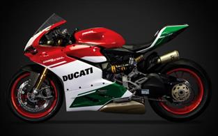 The 1:4 Ducati1299 Panigale R Final Edition Pocher model is made of premium metal die-cast and is supplied ready painted. The kit is easy to build and supplied with detailed instructions. The model consists of more than 600 parts made of an assortment of materials including metal, rubber and premium quality plastic. Wheels, transmission chain, front and rear suspension, brake and clutch levers are all functional and offer an amazing amount of accurate detail.